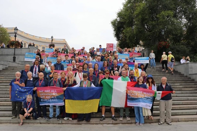 130 італійських активістів завітали до Одеси в межах миротворчої місії